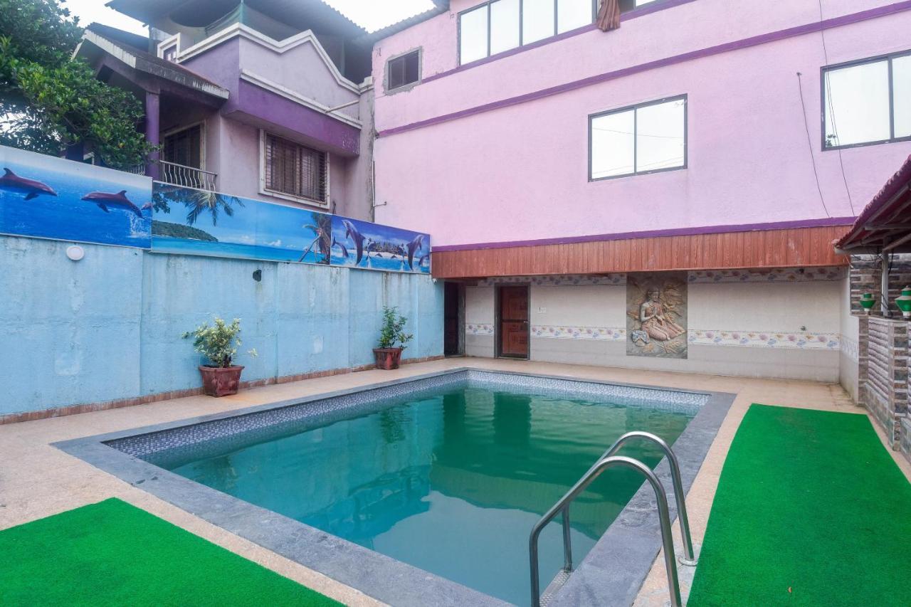 Oyo 60773 Ruchita Loadging & Boarding Hotel Mumbai Bagian luar foto